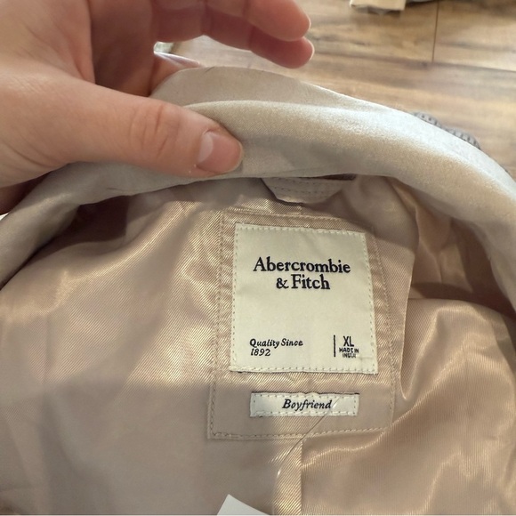 NWT Abercrombie & Fitch Boyfriend Oversized Blazer Tan - Picture 4 of 7